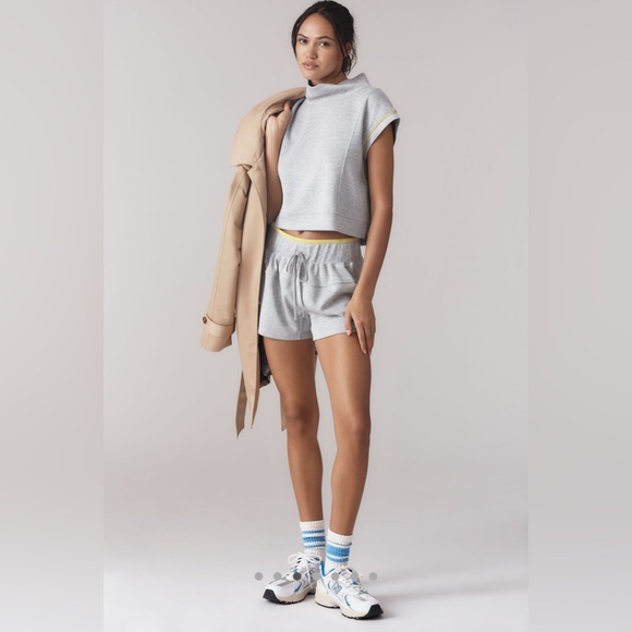 ANTHROPOLOGIE Daily Practice High Rise Drawstring Shorts | Large | Gray Pattern - Picture 2 of 15